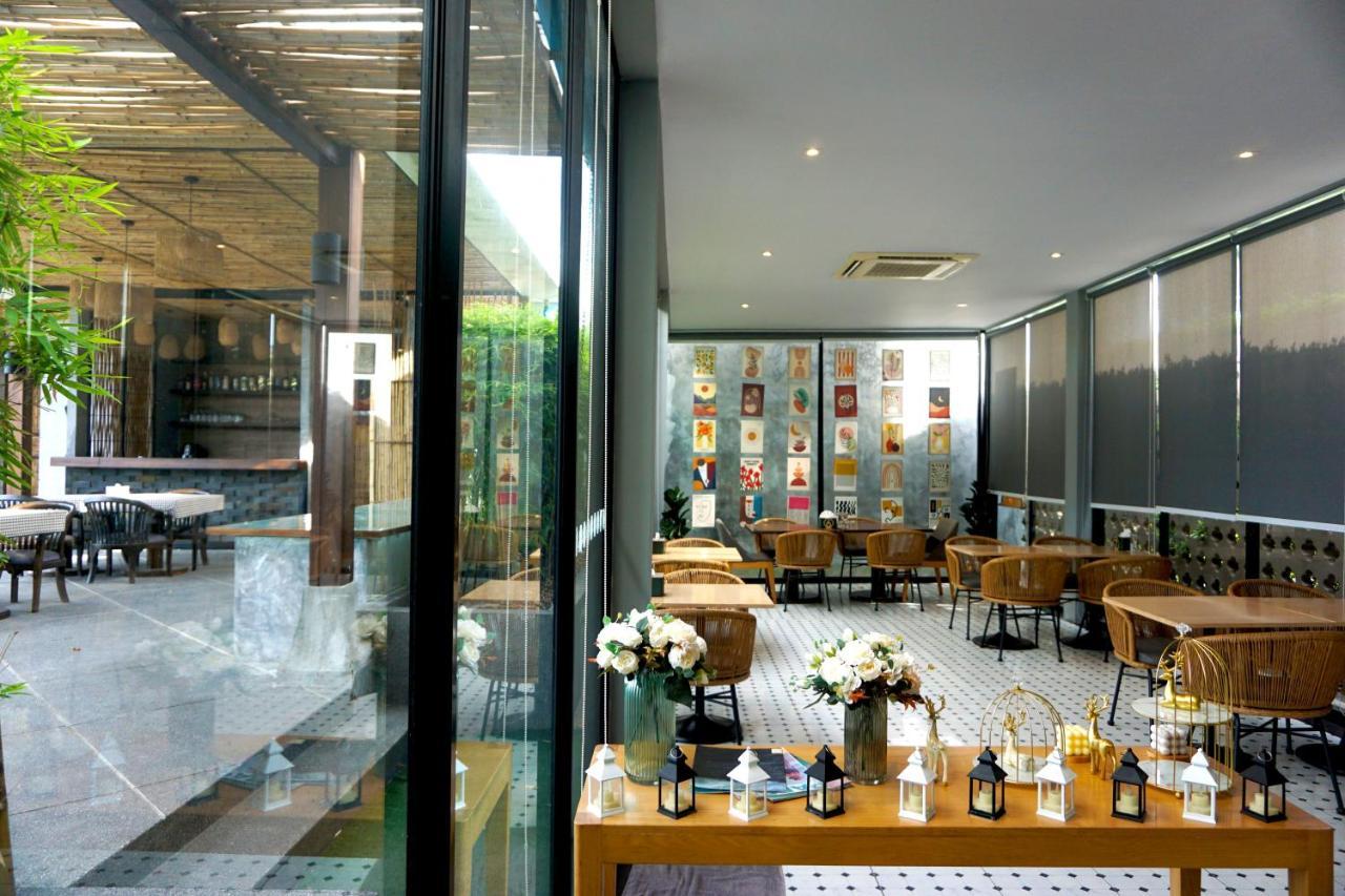 The Lake Chalong Hotel Sha Plus Exterior foto