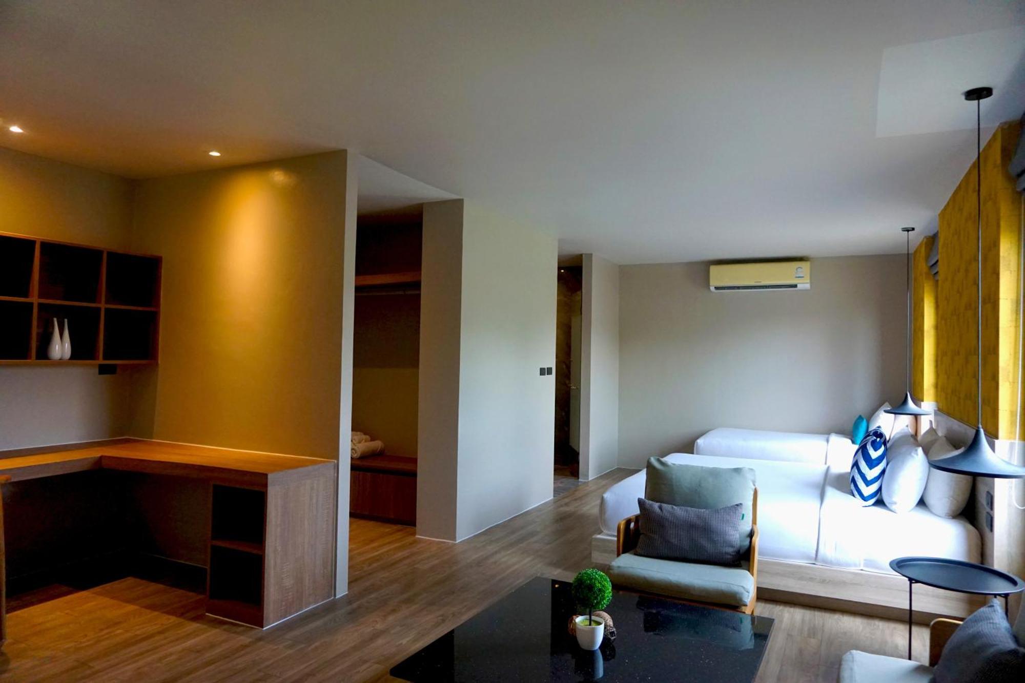 The Lake Chalong Hotel Sha Plus Exterior foto