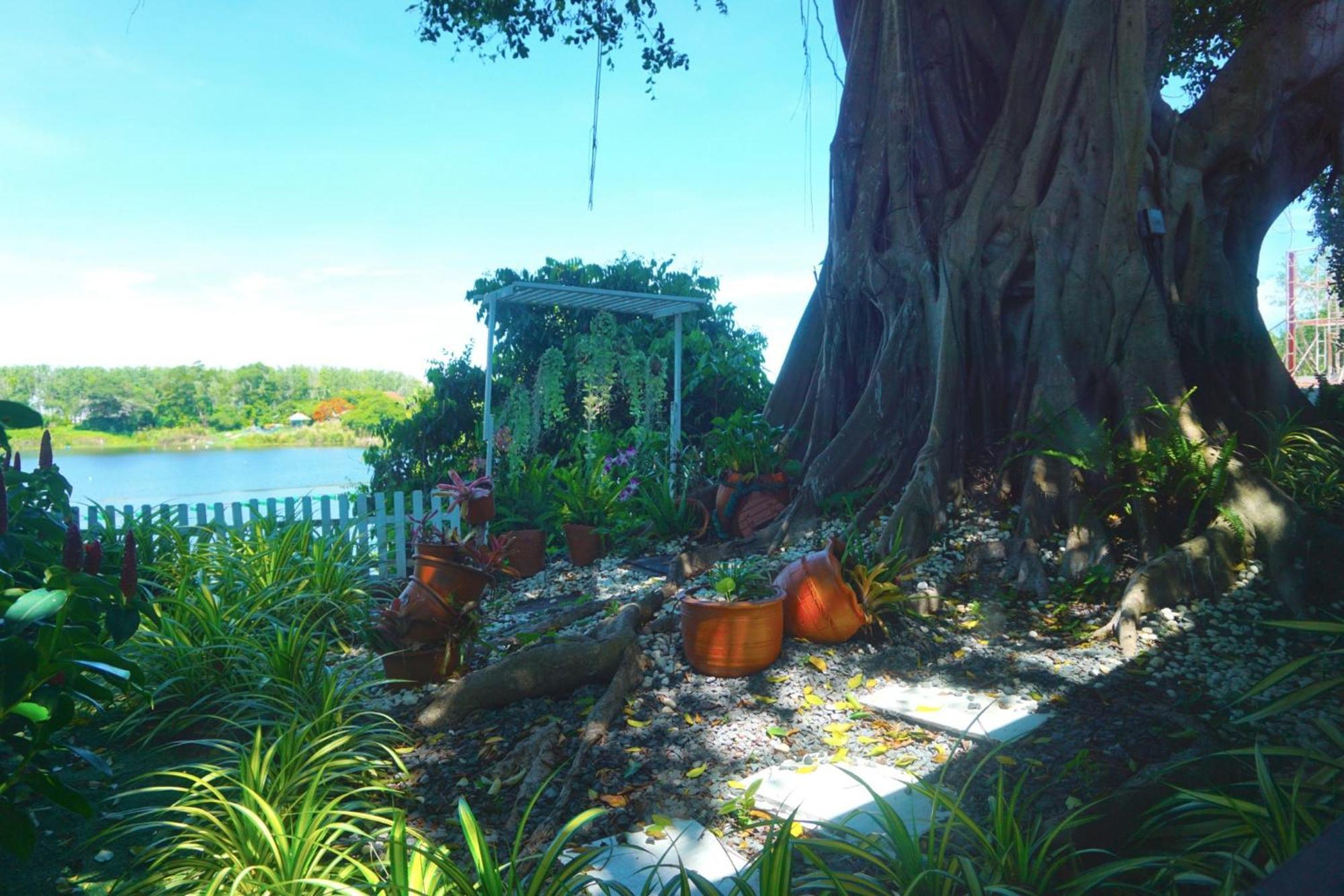 The Lake Chalong Hotel Sha Plus Exterior foto